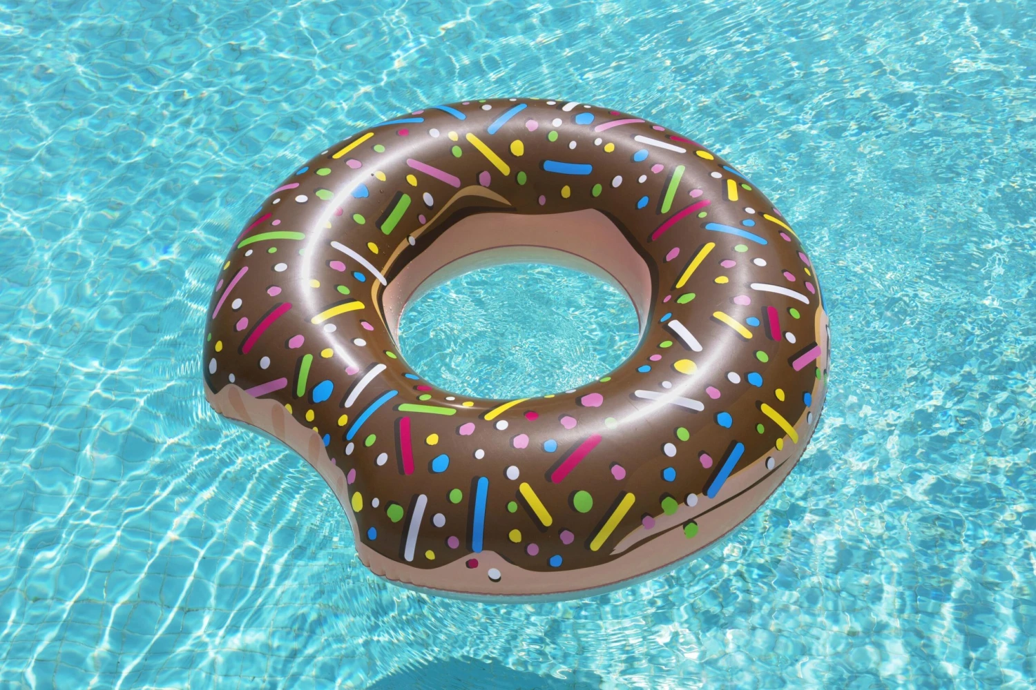H2OGO! 42'' Inflatable Donut Ring Pool Float 6 H2OGO! 42'' Inflatable Donut Ring Pool Float - Image 6