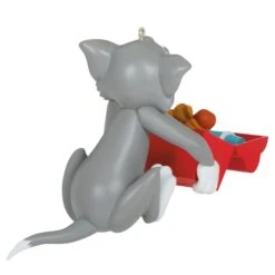 Hallmark Tom And Jerry™ What's For Lunch? Ornament -Toys Gift Store tom and jerrytm what s for lunch ornament 4 33074933366968